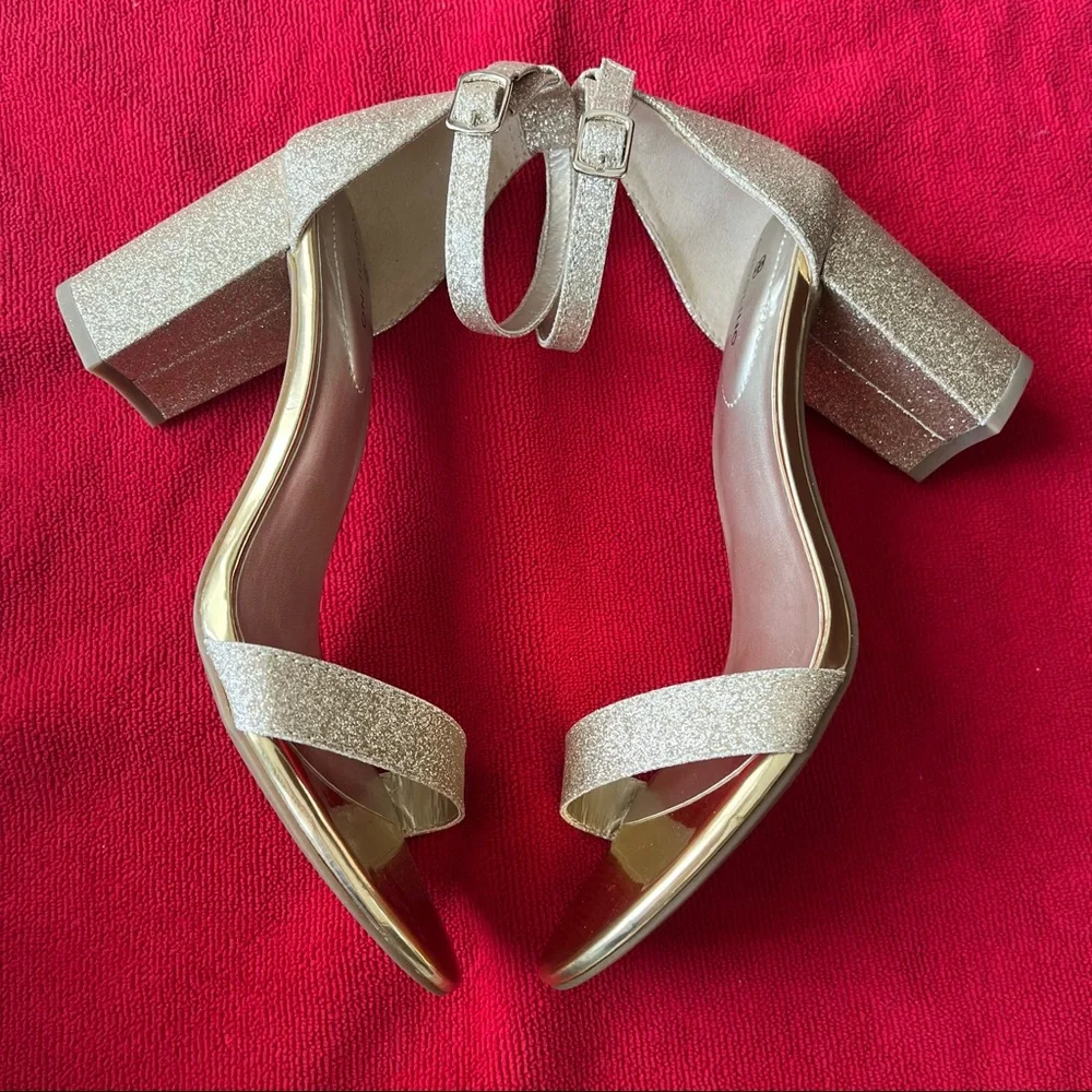 Bandolino Block Heel Sandals
